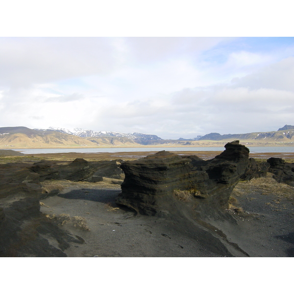 照片 冰岛(Iceland) 迪霍拉伊(Dyrholaey) 2003-03 26