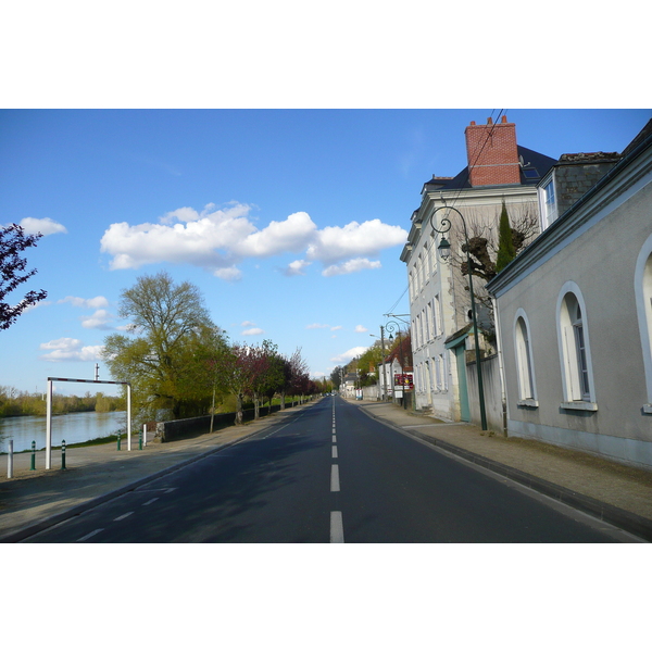 照片 法国(France) 昂布瓦斯(Amboise) 昂布瓦斯至布卢瓦公路(Amboise to blois road) 2008-04 22