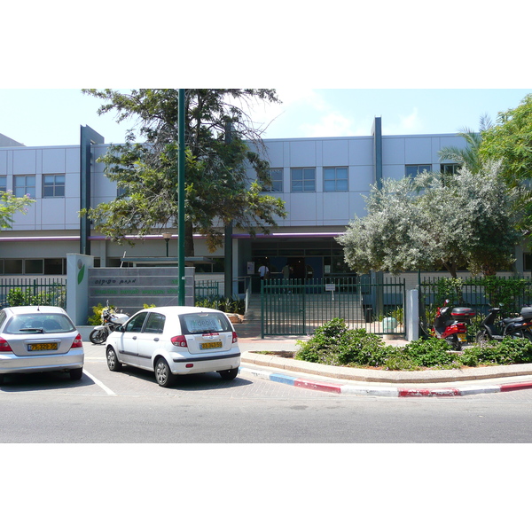 照片 以色列(Israel) 特拉维夫(Tel Aviv) 罗卡赫街(Rokach Street) 2007-06 13