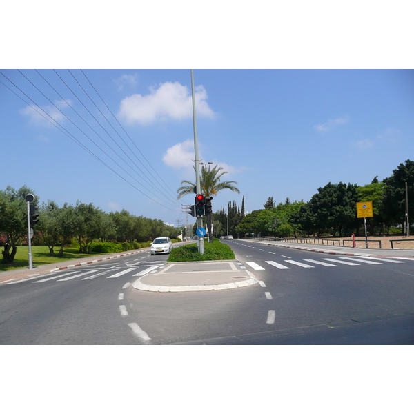 照片 以色列(Israel) 特拉维夫(Tel Aviv) 罗卡赫街(Rokach Street) 2007-06 27