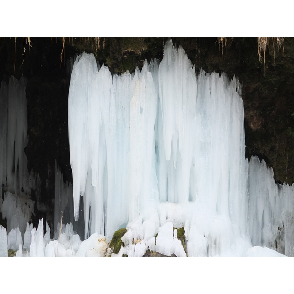 照片 法国(France) 博姆莱梅西厄(Baume les Messieurs) 2012-02 106
