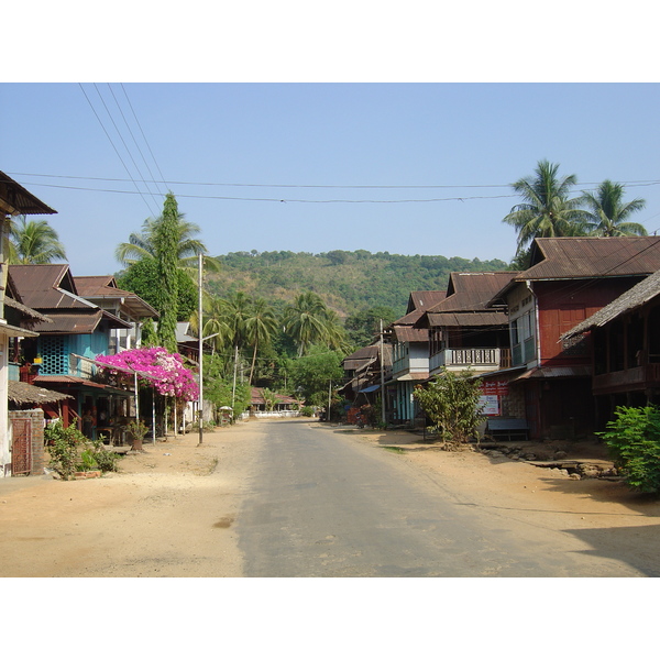 照片 缅甸(Myanmar) 土瓦至茂马干海滩公路(Road from Dawei to Maungmagan beach) 2005-01 48