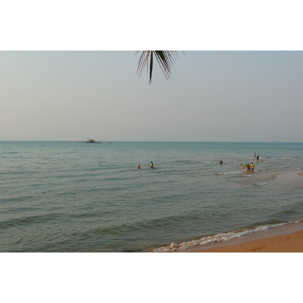 照片 泰国(Thailand) 春武里(Chonburi) 邦萨瑞(Bang Saray) 2008-01 73