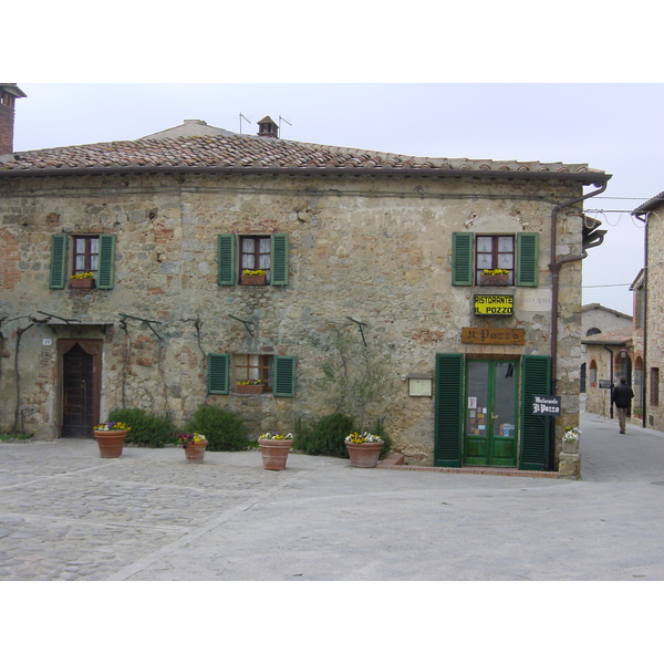 照片 意大利(Italy) 蒙泰里焦尼(Monteriggioni) 2004-03 14