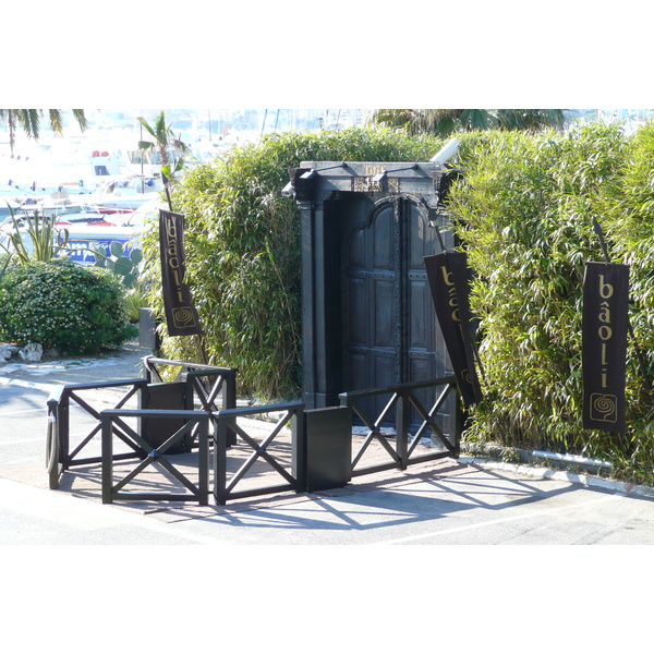 照片 法国(France) 戛纳(Cannes) 皮埃尔·康托港(Port Pierre Canto) 2008-05 24