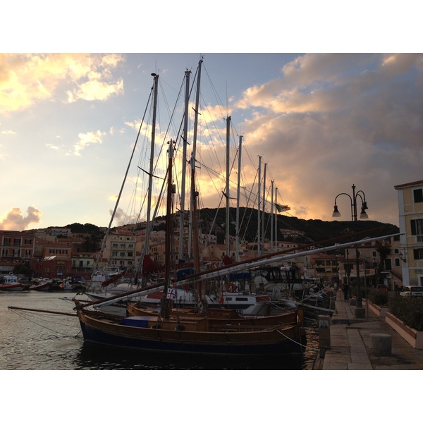 照片 意大利(Italy) 拉马达莱纳(La Maddalena) 2012-09 12