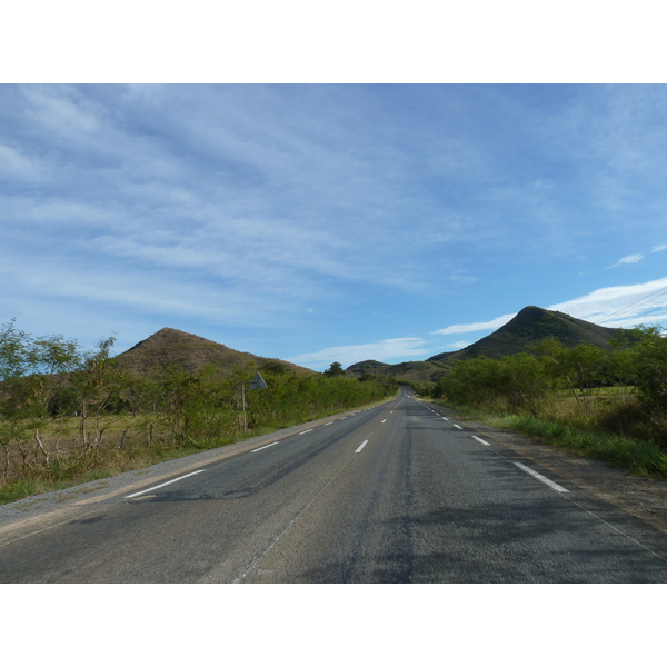 照片 新喀里多尼亚(New Caledonia) 通图塔至蒂奥公路(Tontouta to Thio road) 2010-05 76