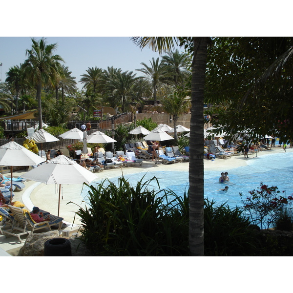 照片 阿联酋(United Arab Emirates) 迪拜(Dubai) 狂野干河水上乐园(Wild Wadi) 2007-03 122