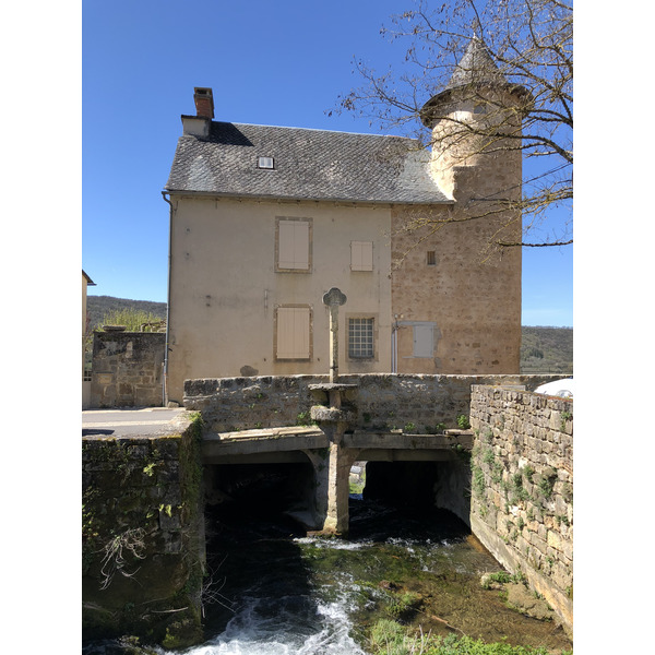 照片 法国(France) 萨勒拉苏尔斯(Salles la Source) 2018-04 65