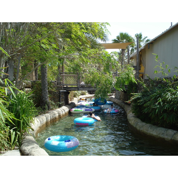 照片 阿联酋(United Arab Emirates) 迪拜(Dubai) 狂野干河水上乐园(Wild Wadi) 2007-03 128