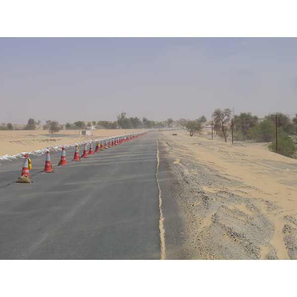 照片 阿联酋(United Arab Emirates) 阿治曼附近公路(Road near Ajman) 2005-03 0