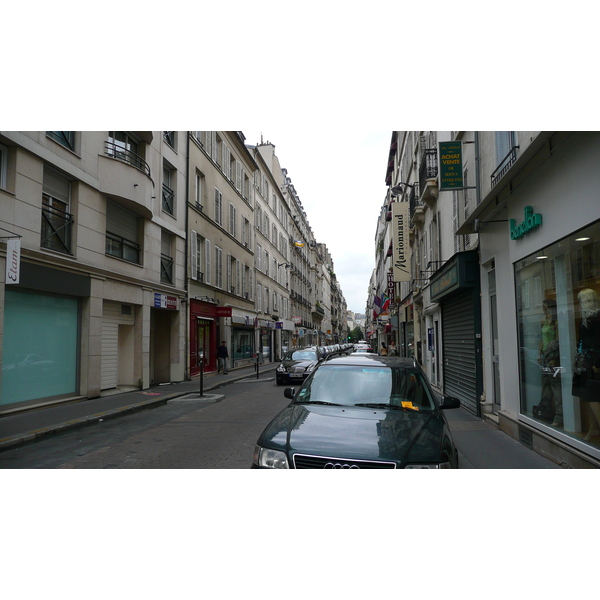 照片 法国(France) 巴黎(Paris) 第十七区(17th Arrondissement) 莱维街(Rue Levis) 2007-05 40