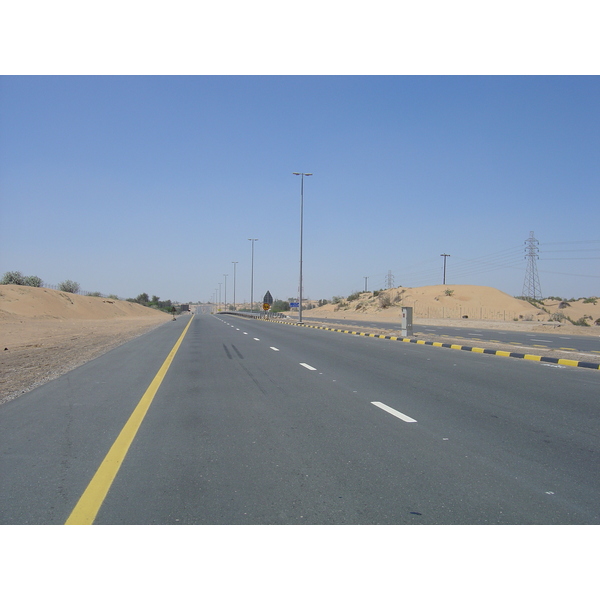 照片 阿联酋(United Arab Emirates) 阿治曼附近公路(Road near Ajman) 2005-03 2
