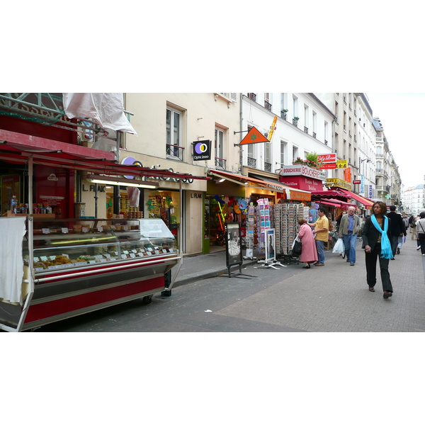 照片 法国(France) 巴黎(Paris) 第十七区(17th Arrondissement) 莱维街(Rue Levis) 2007-05 45
