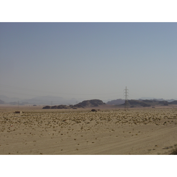 照片 约旦(Jordan) 瓦迪拉姆沙漠(Wadi Rum Desert) 2004-10 43