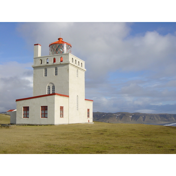 照片 冰岛(Iceland) 迪霍拉伊(Dyrholaey) 2003-03 9