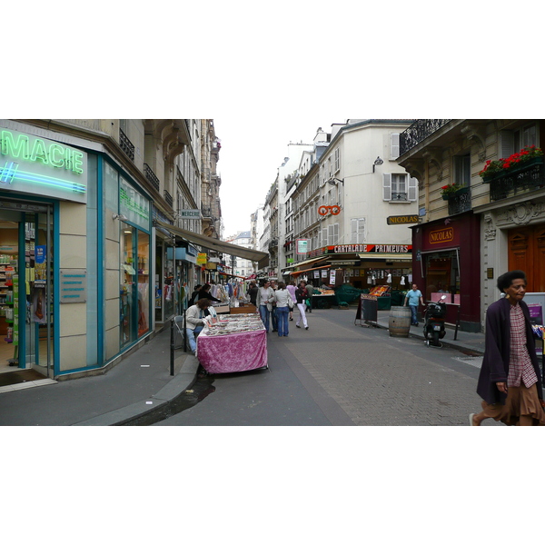 照片 法国(France) 巴黎(Paris) 第十七区(17th Arrondissement) 莱维街(Rue Levis) 2007-05 8