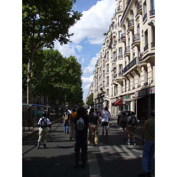 照片 法国(France) 巴黎(Paris) 轮滑漫游活动(Randonnee Roller et Coquillages) 2007-07 107