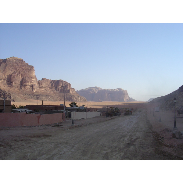 照片 约旦(Jordan) 瓦迪拉姆沙漠(Wadi Rum Desert) 2004-10 62