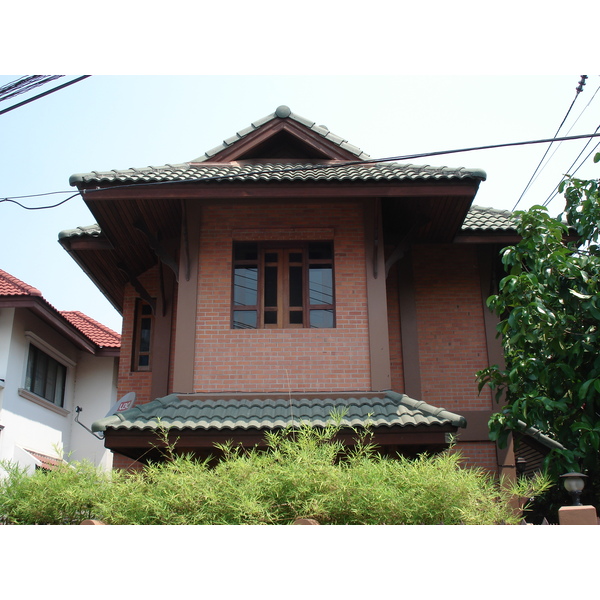 照片 泰国(Thailand) 清迈(Chiang Mai) 护城河内(Inside Canal) 2006-04 3