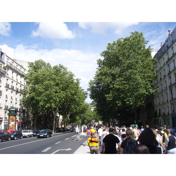 照片 法国(France) 巴黎(Paris) 轮滑漫游活动(Randonnee Roller et Coquillages) 2007-07 40