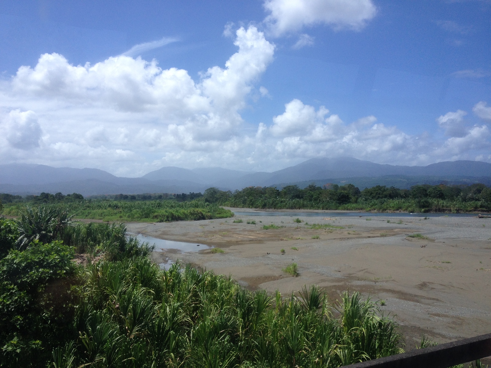照片 哥斯达黎加(Costa Rica) 利蒙至锡基雷斯(Limon to Siquirres) 2015-03 29