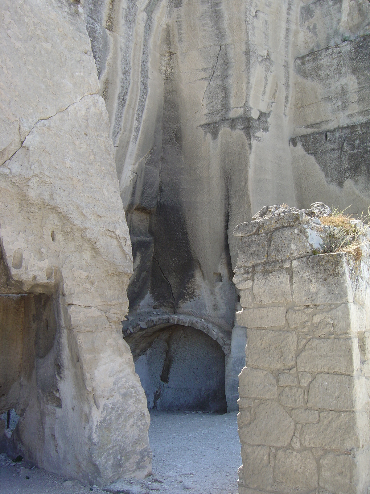 照片 法国(France) 莱博德普罗旺斯(Baux de Provence) 2004-08 19