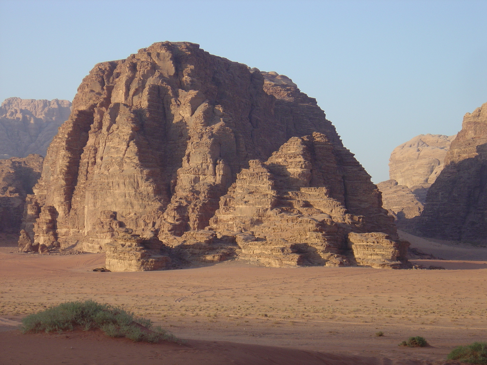 照片 约旦(Jordan) 瓦迪拉姆沙漠(Wadi Rum Desert) 2004-10 15