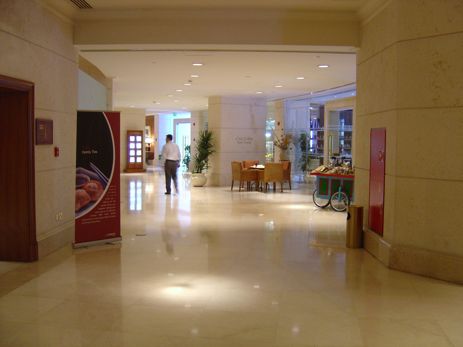 照片 约旦(Jordan) 安曼(Amman) 艾美酒店(Le Meridien Hotel) 2004-10 2