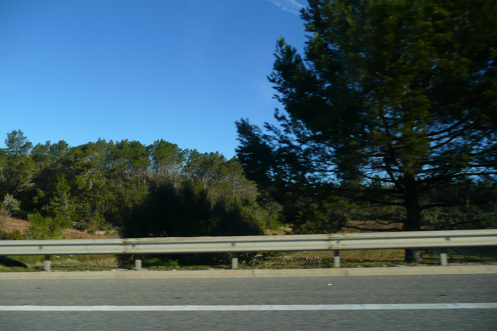照片 法国(France) 蔚蓝海岸(French Riviera) 勒吕克至艾克斯公路(Le Luc to Aix Road) 2008-04 79