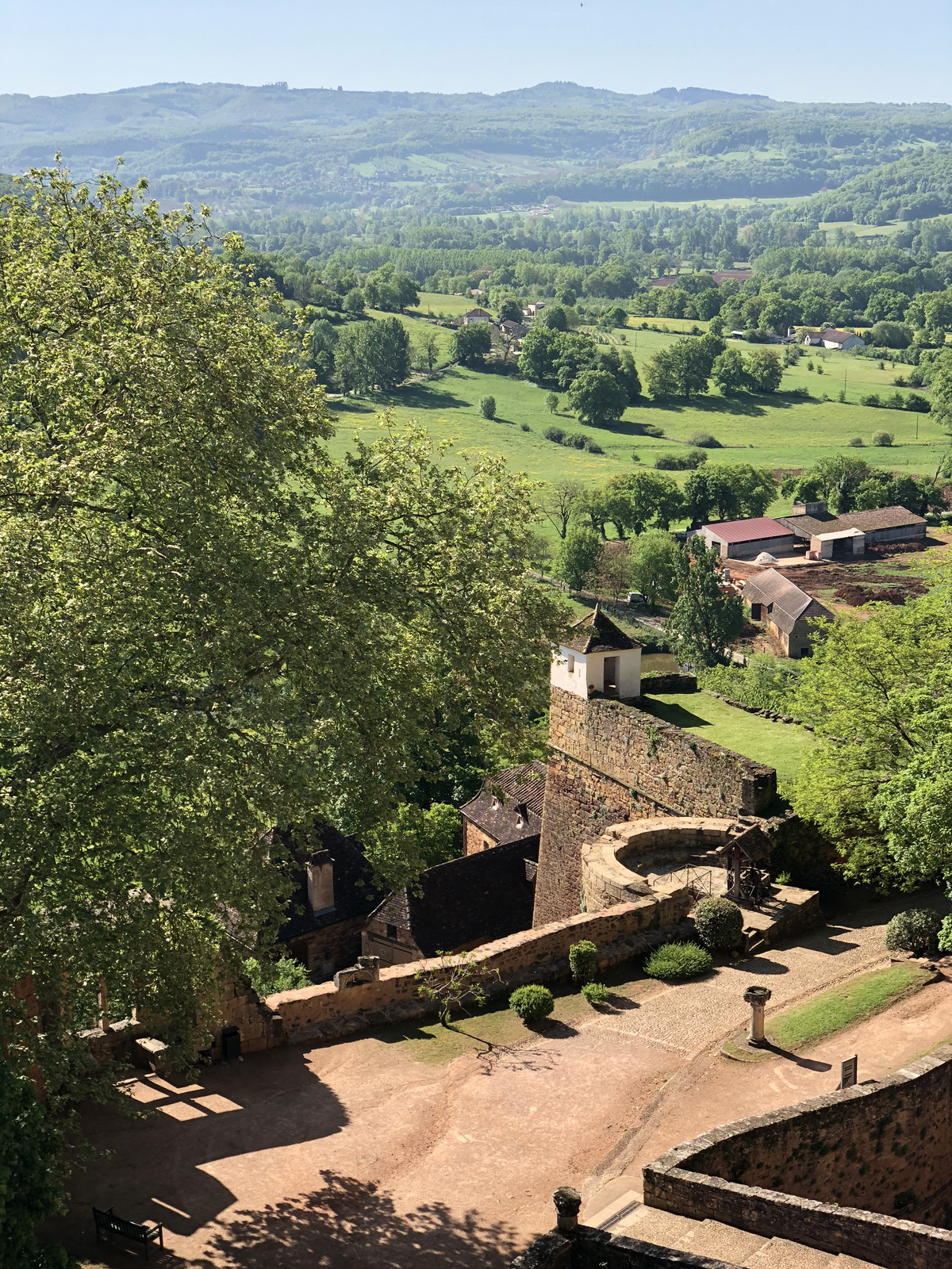 照片 法国(France) 卡斯泰尔诺-布雷特努城堡(Castelnau Bretenoux Castle) 2018-04 191