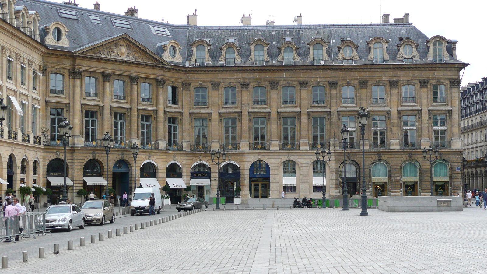 照片 法国(France) 巴黎(Paris) 旺多姆广场(Place Vendome) 2007-07 56