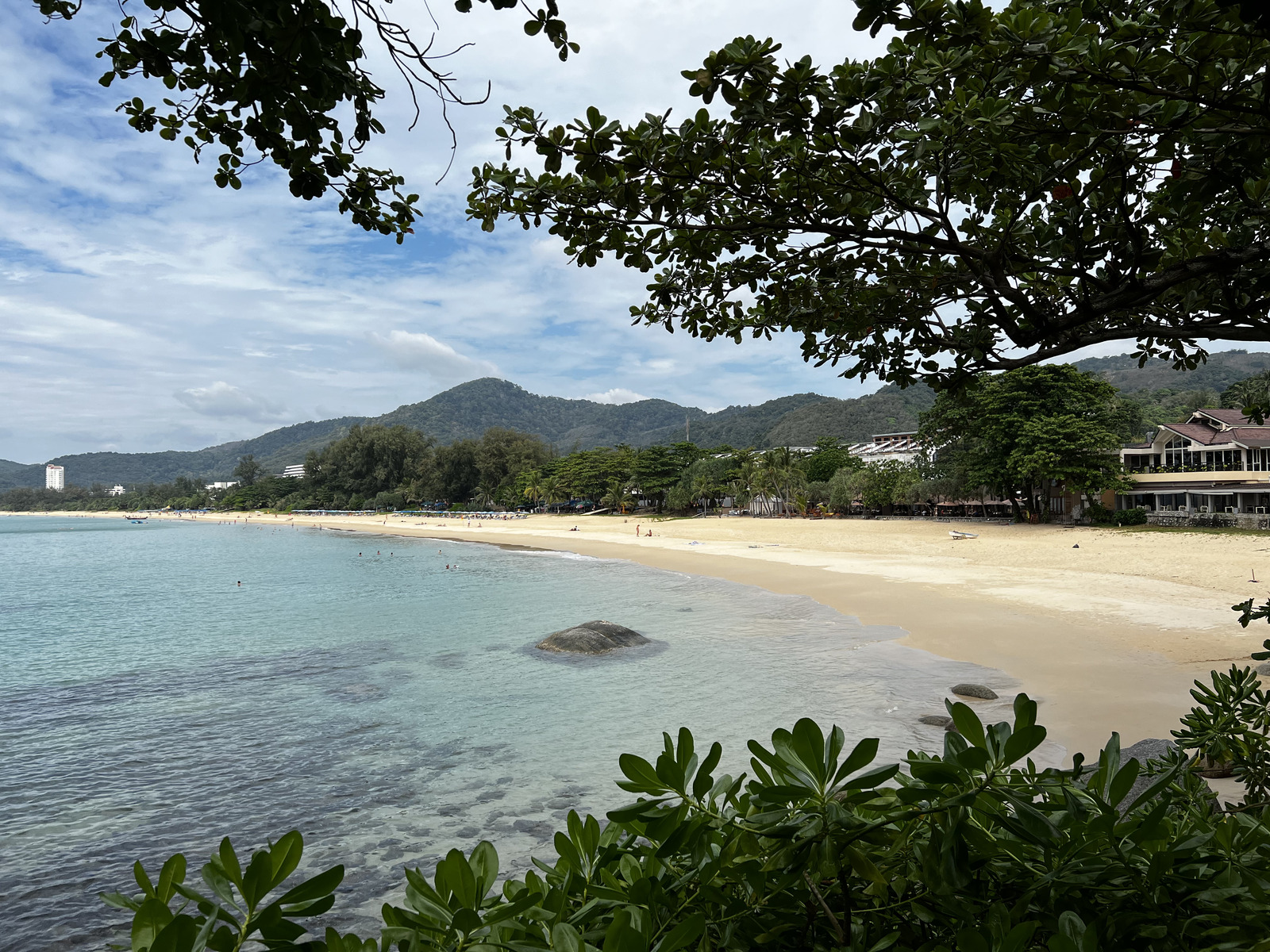 照片 泰国(Thailand) 普吉岛(Phuket) 卡伦海滩(Karon Beach) 岩石上餐厅(On the rock Restaurant) 2021-12 26