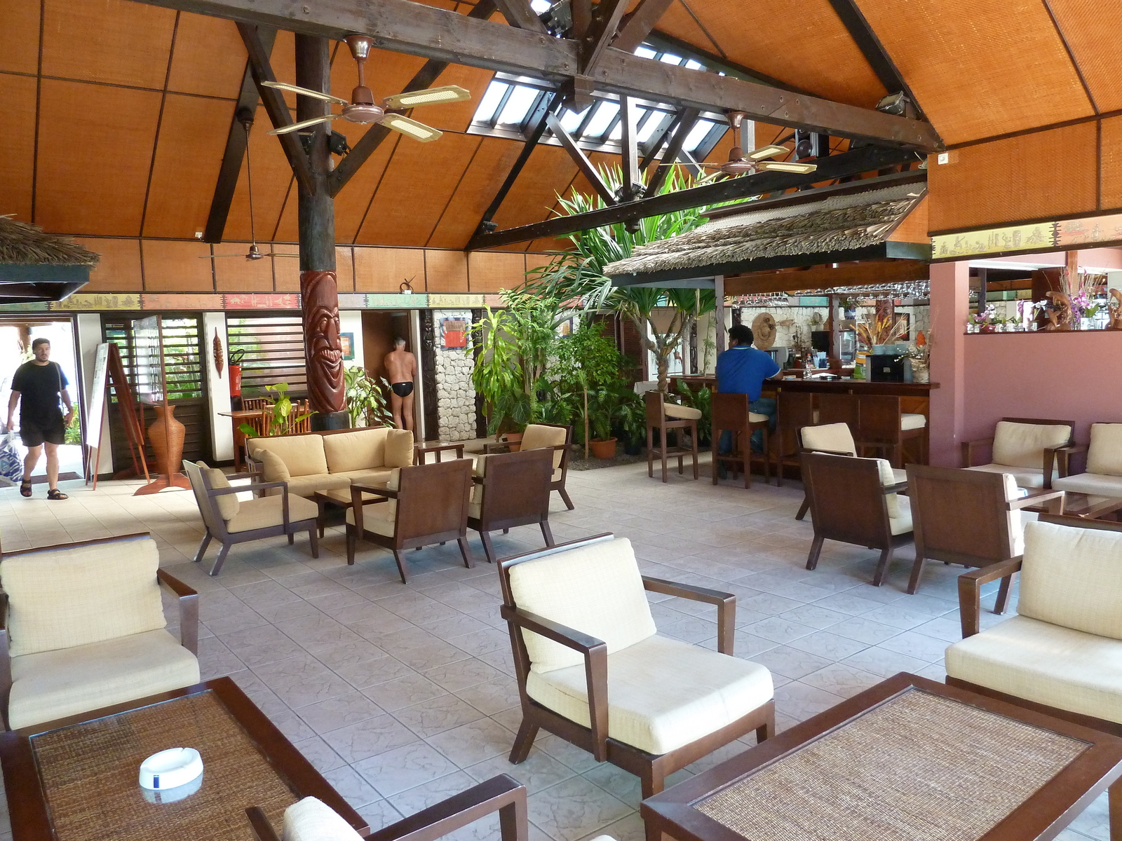 照片 新喀里多尼亚(New Caledonia) 利富岛(Lifou) 德雷胡村酒店(Drehu Village Hotel) 2010-05 45