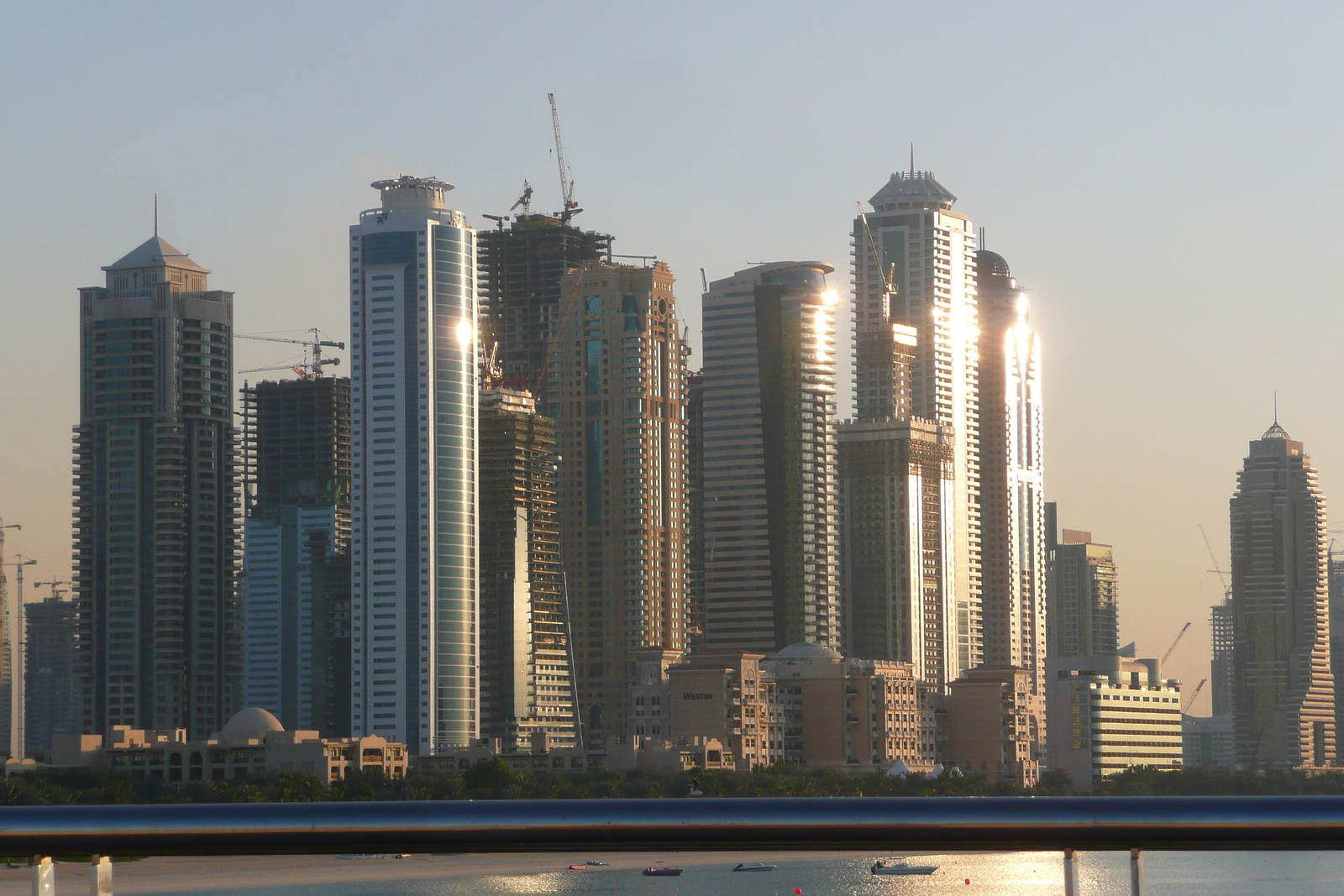 照片 阿联酋(United Arab Emirates) 迪拜(Dubai) 朱美拉棕榈岛(Palm Jumeirah) 2009-01 16