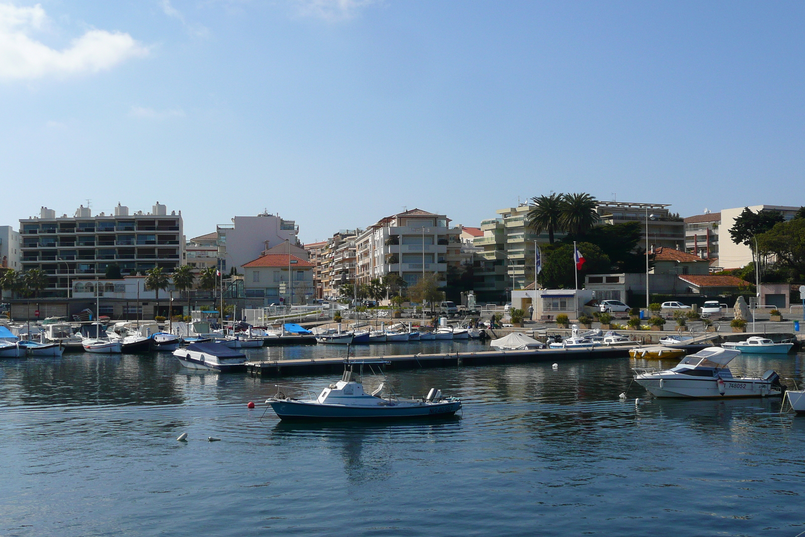 照片 法国(France) 戛纳(Cannes) 加扎涅尔海滩(Plage Gazagnaire) 2008-03 27