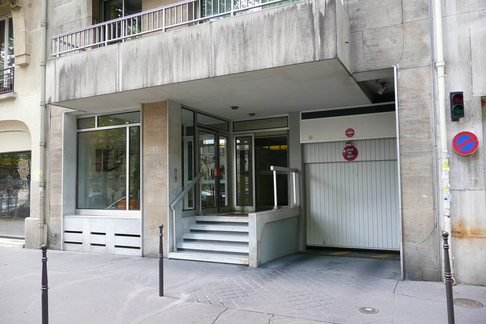 照片 法国(France) 巴黎(Paris) 尼尔大街(Avenue Niel) 2007-06 96
