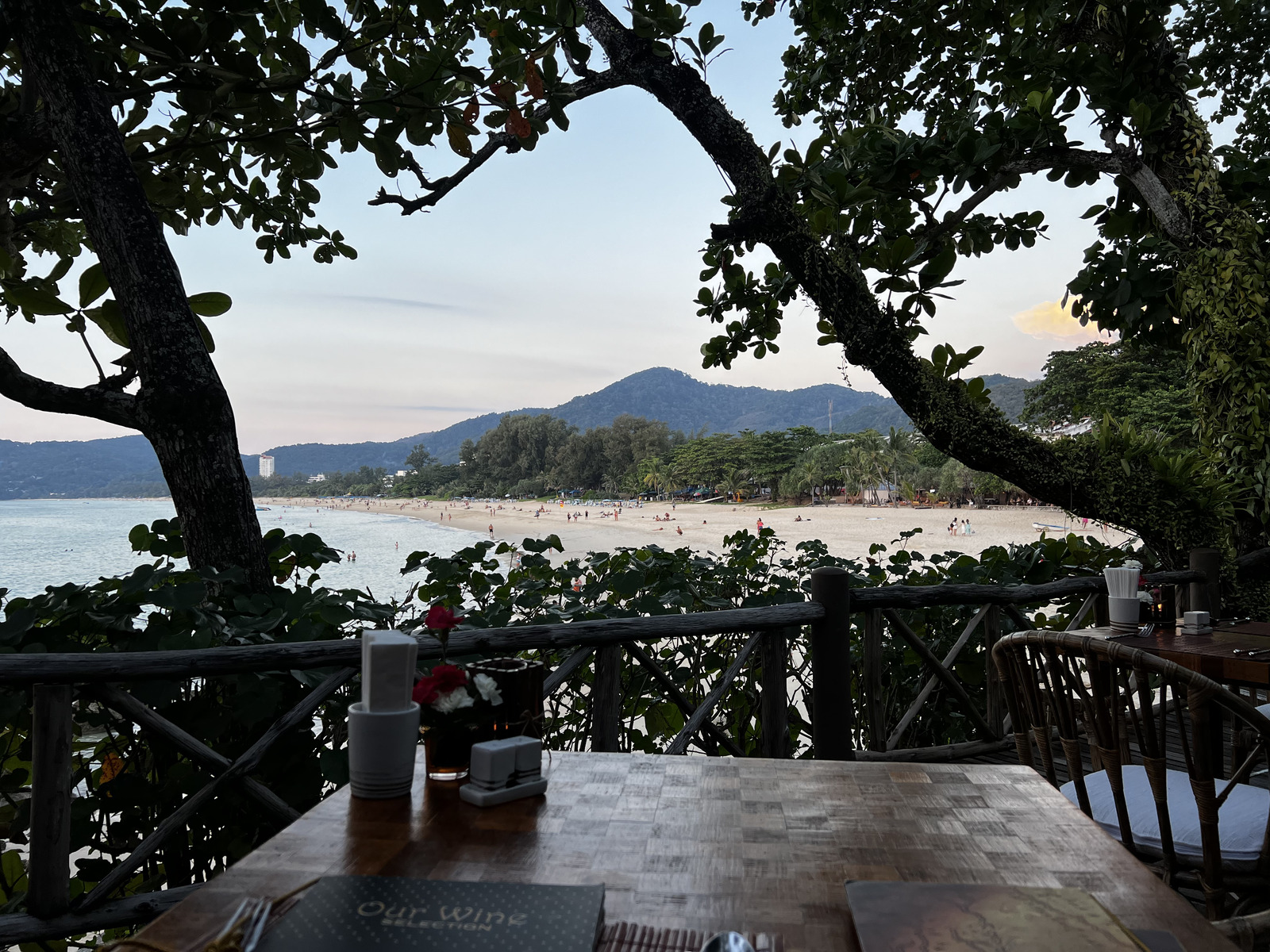 照片 泰国(Thailand) 普吉岛(Phuket) 卡伦海滩(Karon Beach) 岩石上餐厅(On the rock Restaurant) 2021-12 4