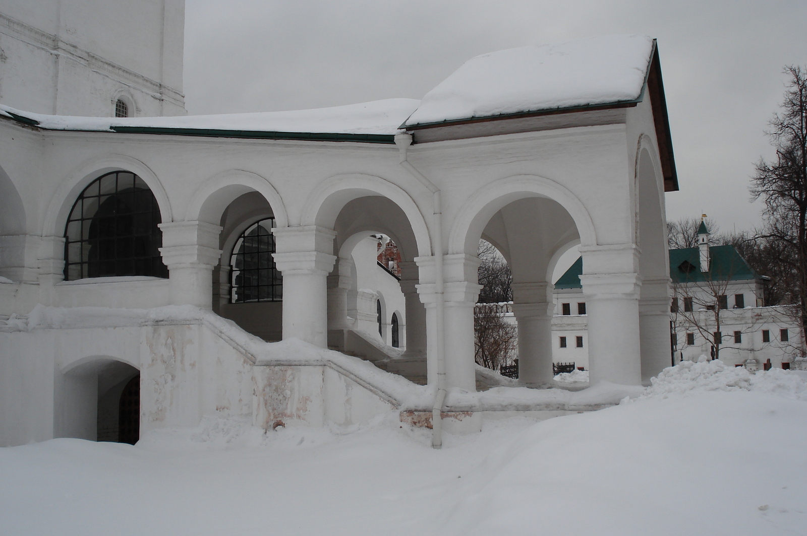 照片 俄罗斯(Russia) 莫斯科(Moscow) 新圣女修道院及公墓(Novodevichy Convent and Cemetery) 2006-03 7