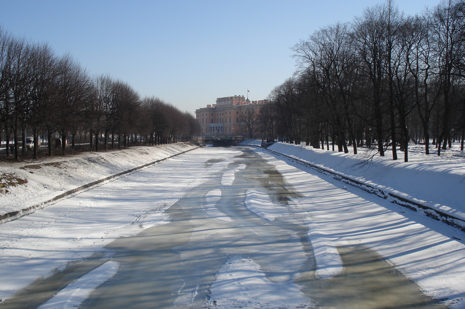 照片 俄罗斯(Russia) 圣彼得堡(St Petersburg) 战神广场(Marsovo Pole) 2006-03 5