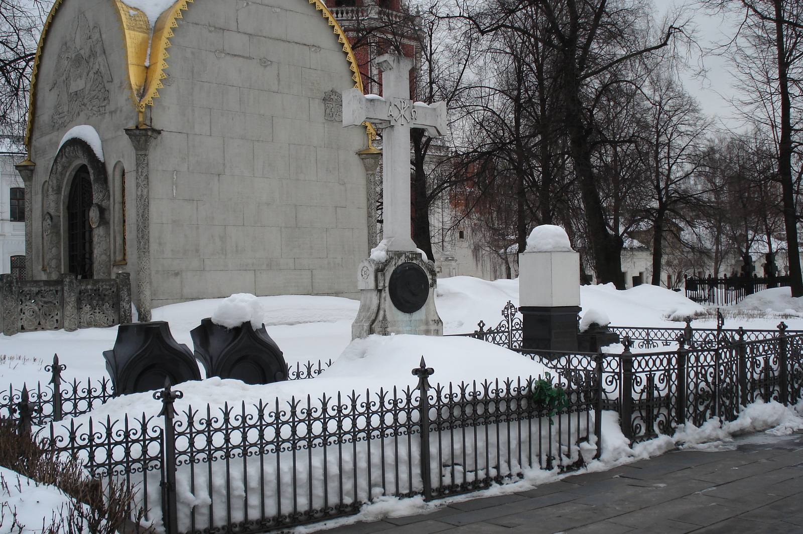 照片 俄罗斯(Russia) 莫斯科(Moscow) 新圣女修道院及公墓(Novodevichy Convent and Cemetery) 2006-03 16