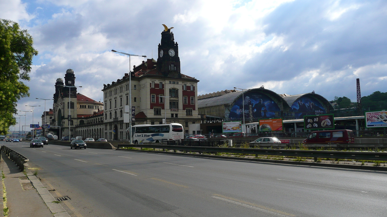 照片 捷克(Czech Republic) 布拉格(Prague) 威尔逊大街(Wilsonova) 2007-07 23