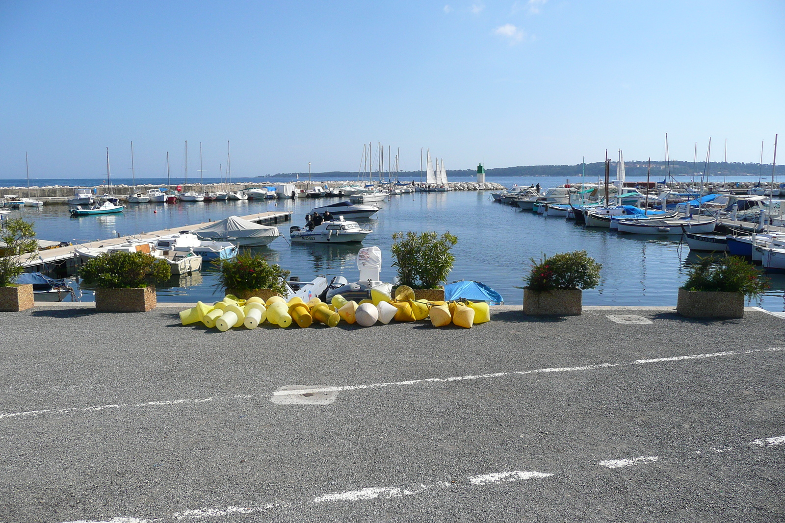 照片 法国(France) 戛纳(Cannes) 加扎涅尔海滩(Plage Gazagnaire) 2008-03 89