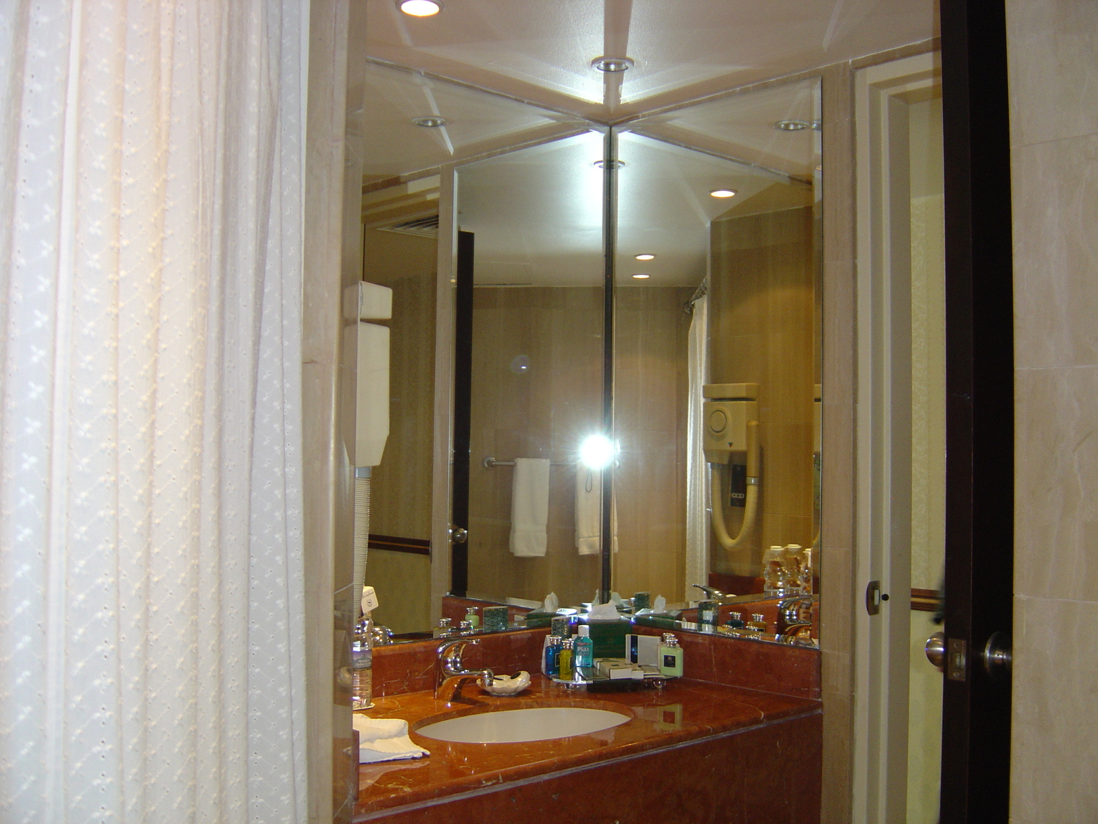 照片 阿联酋(United Arab Emirates) 迪拜(Dubai) 迪拜河喜来登酒店(Sheraton Dubai Creek Hotel) 2005-03 39