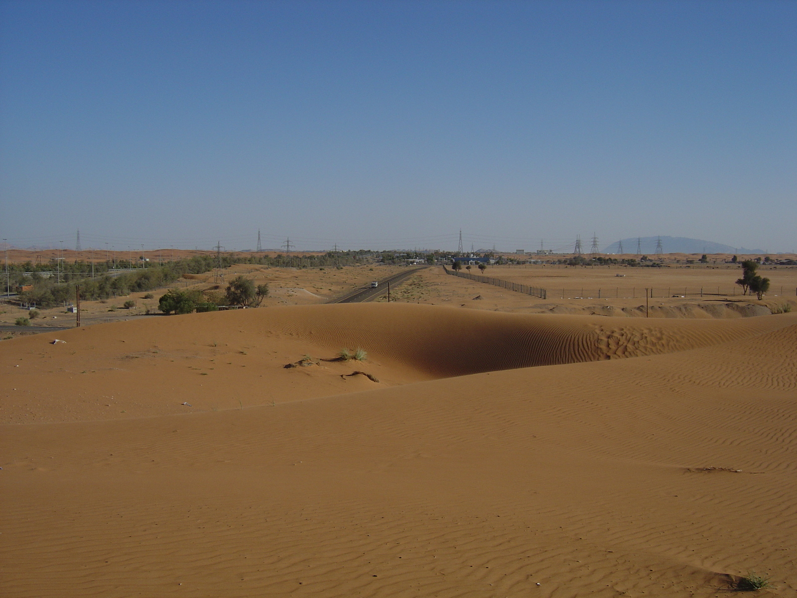 照片 阿联酋(United Arab Emirates) 迪拜至艾因公路(Dubai to Al Ain road) 2005-03 21