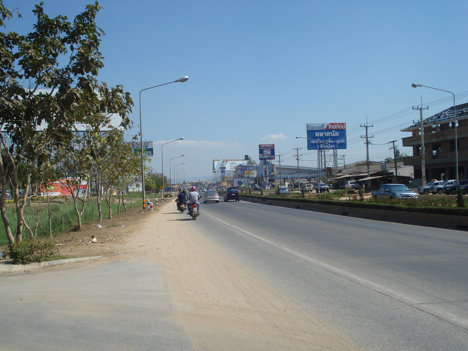 照片 泰国(Thailand) 彭世洛(Phitsanulok) 友谊路(Mittraparp Road) 2008-01 88