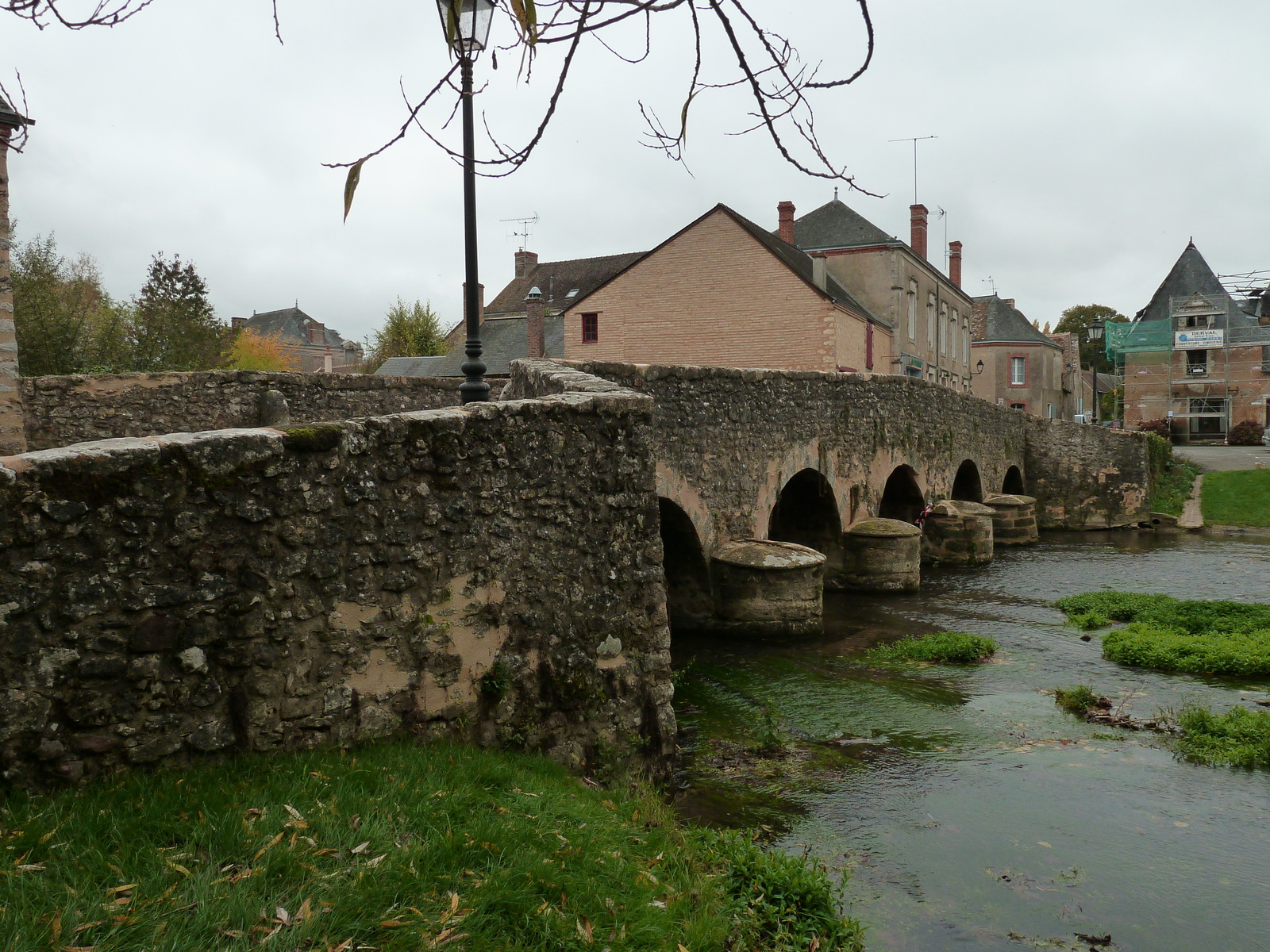 照片 法国(France) 韦格尔河畔阿涅尔(Asnieres sur Vegre) 2010-11 18