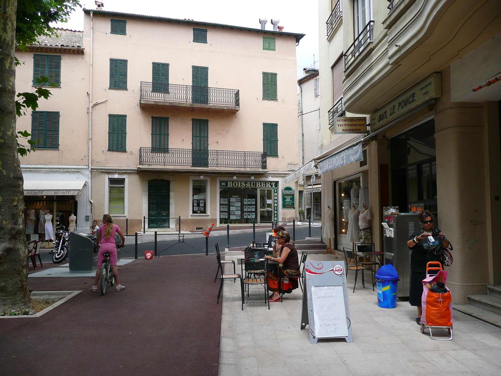照片 法国(France) 旺斯(Vence) 大花园广场(Place du Grand Jardin) 2007-07 18