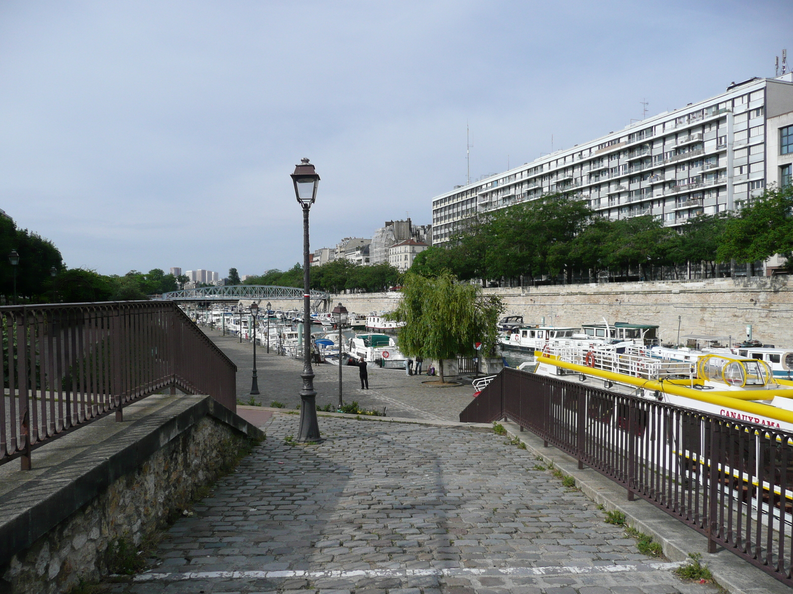 照片 法国(France) 巴黎(Paris) 巴士底港(Bastille Harbour) 2007-06 13