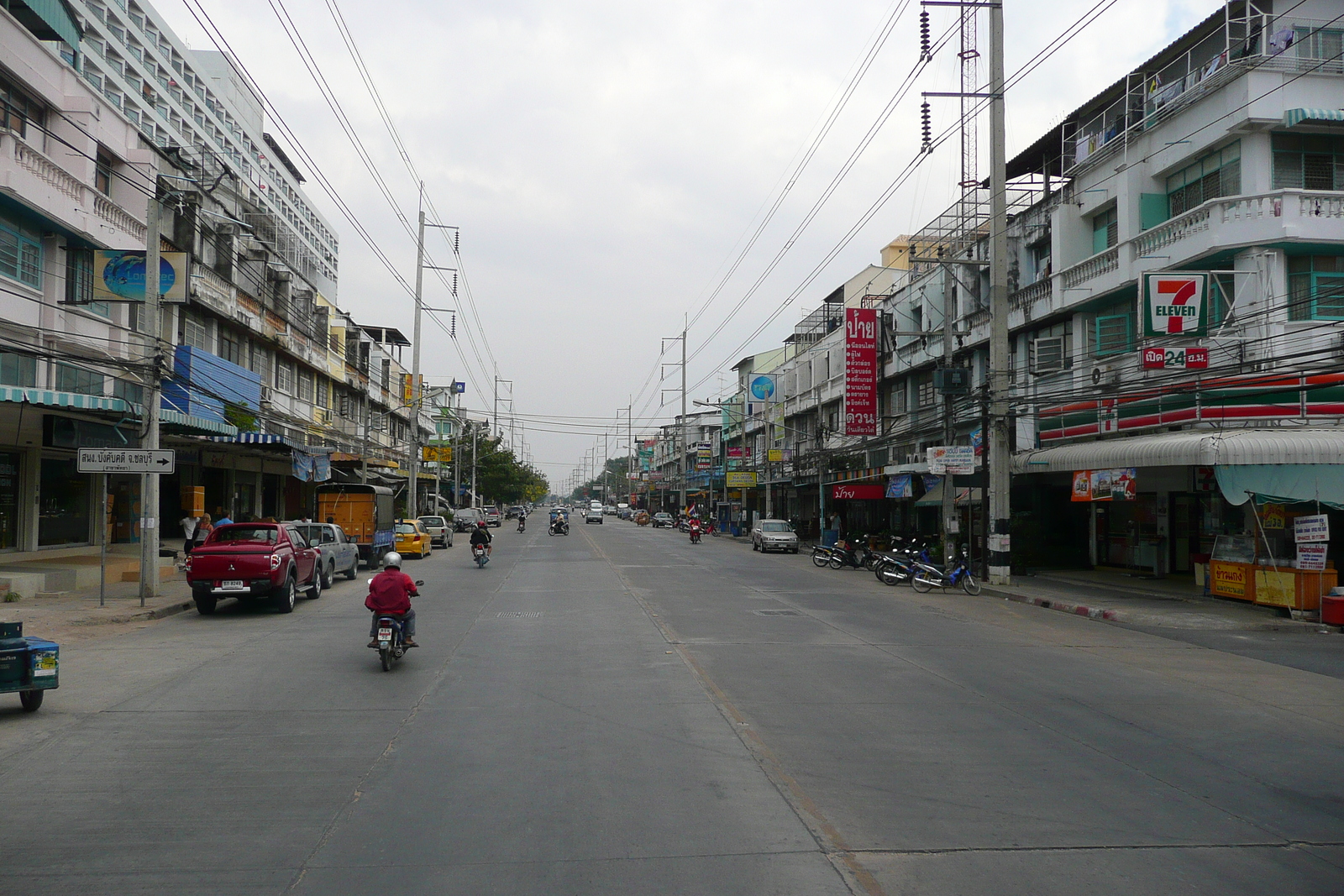 照片 泰国(Thailand) 芭提雅(Pattaya) 特帕西路(Thepprasit) 2008-01 9